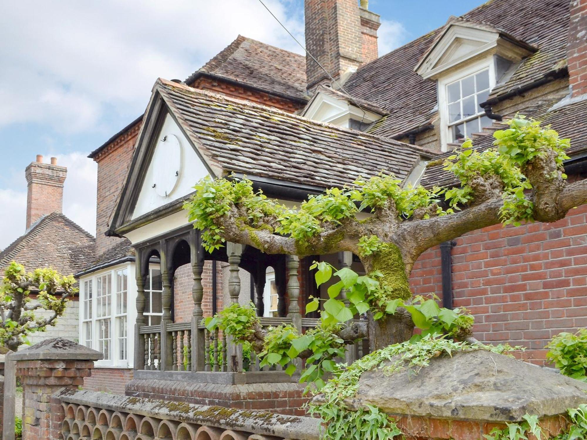 Stable Yard Cottage Selborne Exterior photo